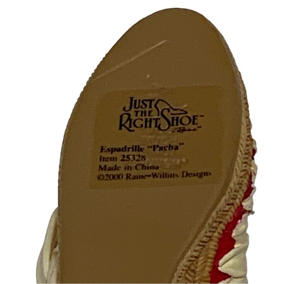 Just The Right Shoe Vintage Espadrille Pacha Collectible Mini High Heel Shoe - Picture 12 of 16